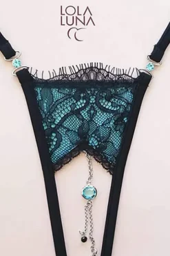 Lola Luna Scarlett Open G String